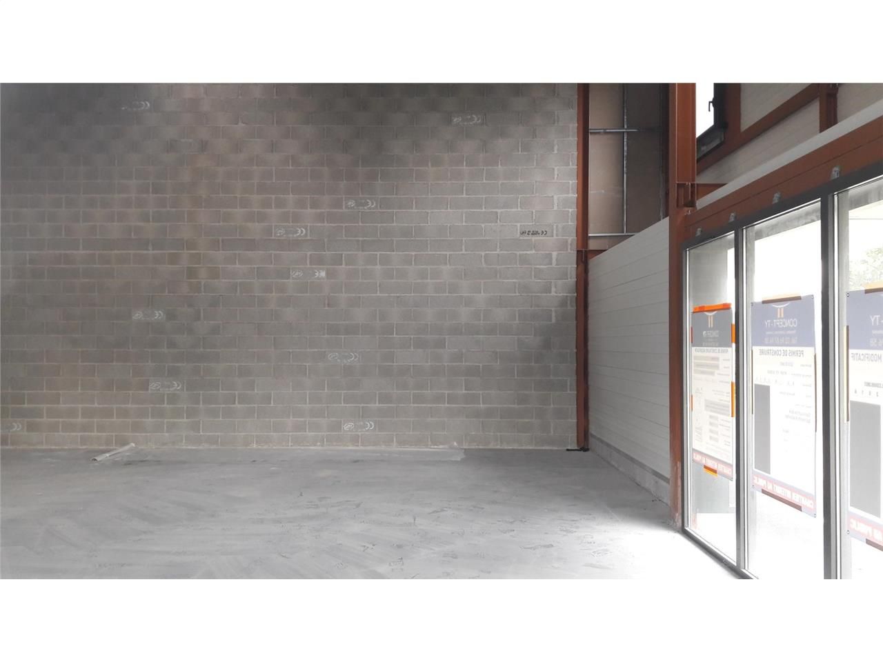 Entrepôt à louer à vendre à DENAIN au Village d'e