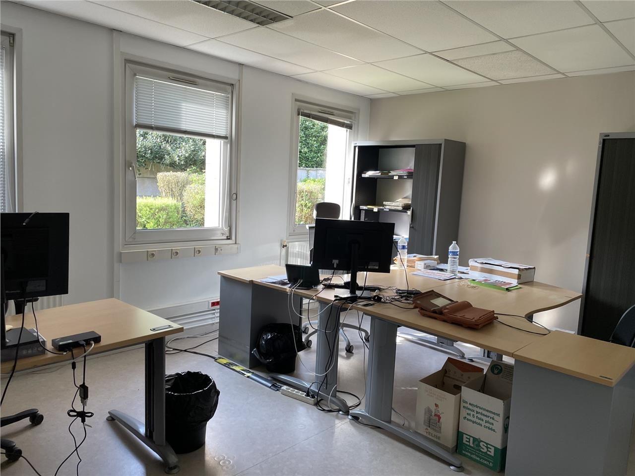 Nous vous proposons à la vente, un immeuble de bu