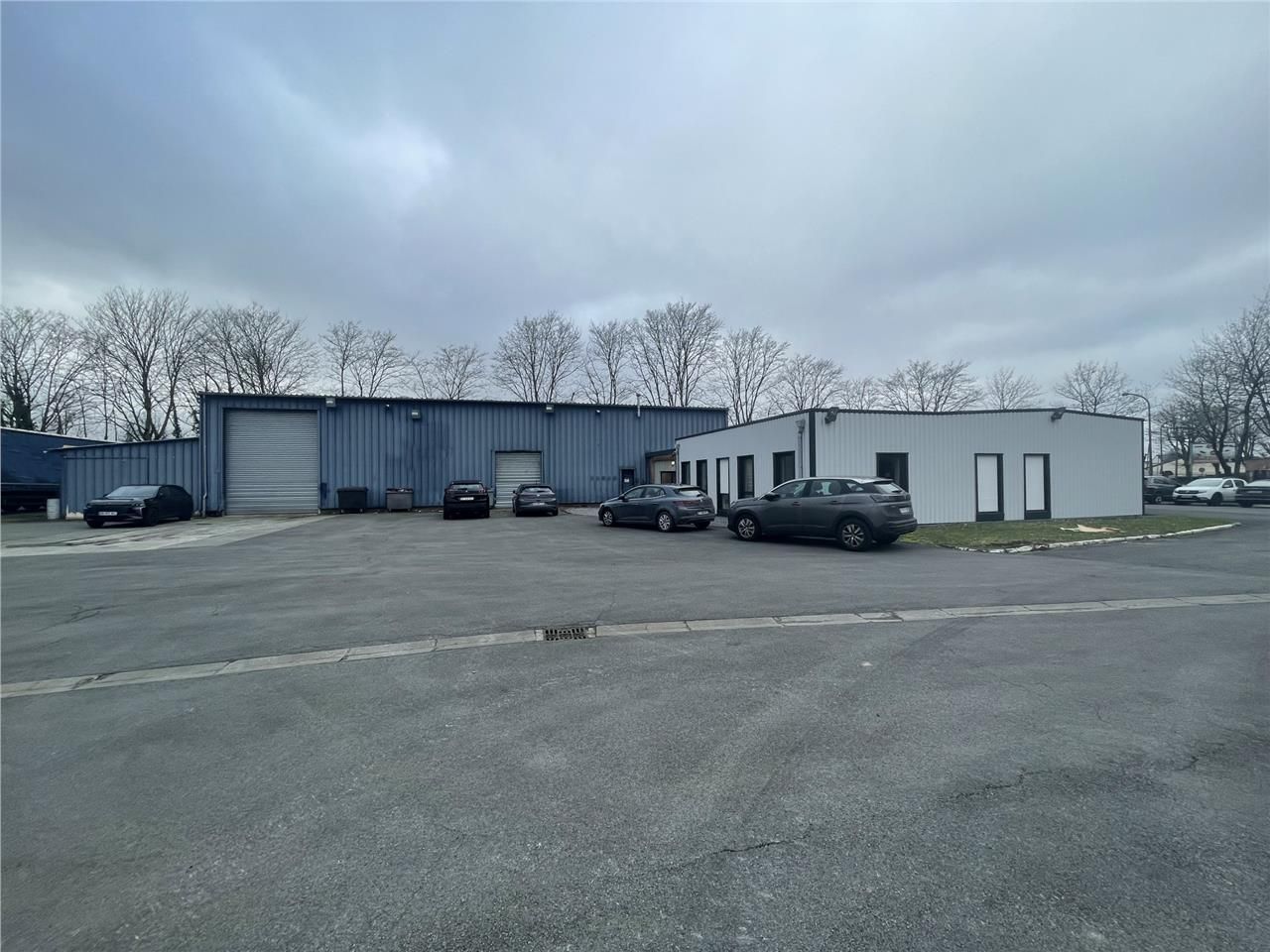 Nous vous proposons en exclusité un local d'activ