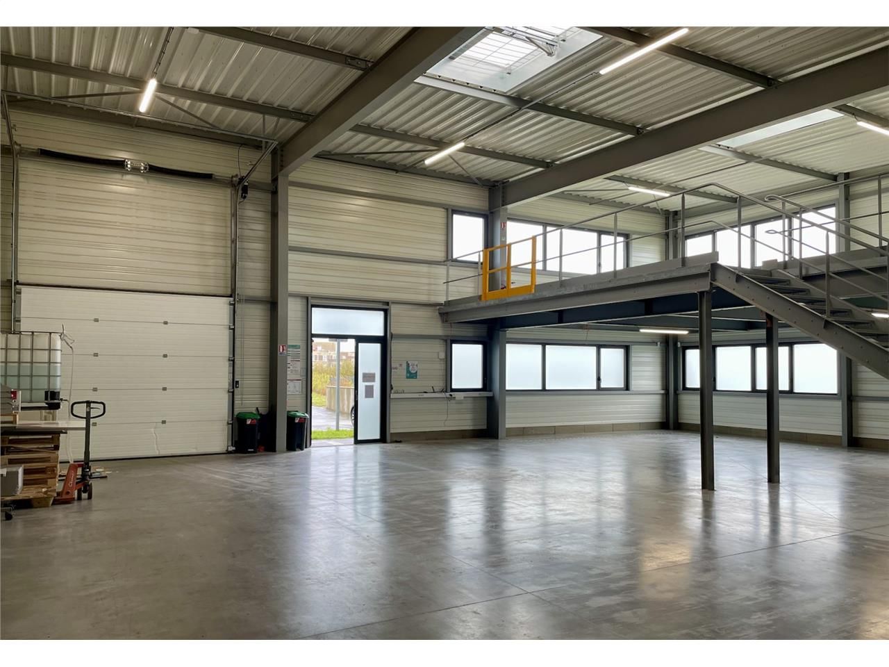 NOUVEAUTÉ - CELLULE D'ACTIVITÉ À LOUER | COQUELLE