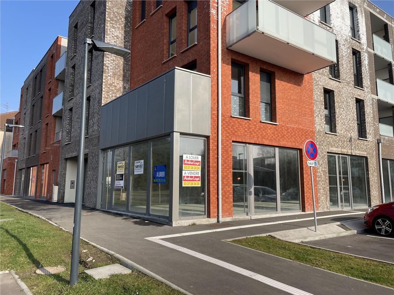 Bureaux à vendre à louer à Valenciennes. Nous vo