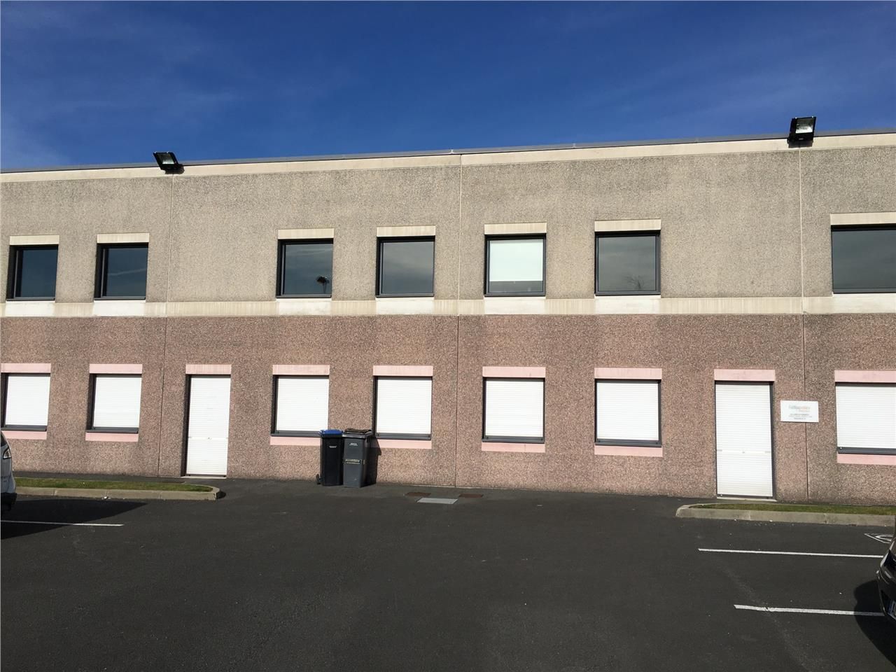 A louer, surface de bureaux entièrement rénovée d