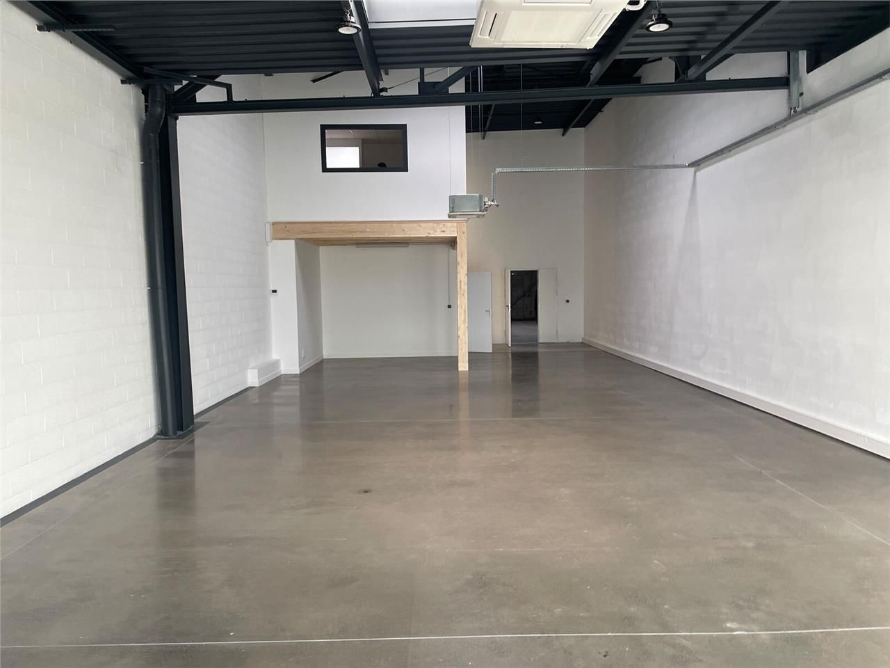 A louer, à l'entrée nord d'Arras sur une zone d'a