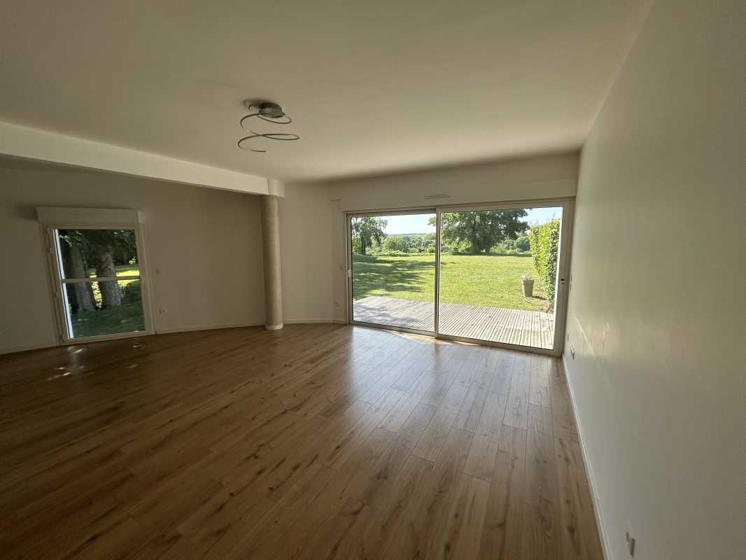 Arthur Loyd Amiens vous propose à la location un 