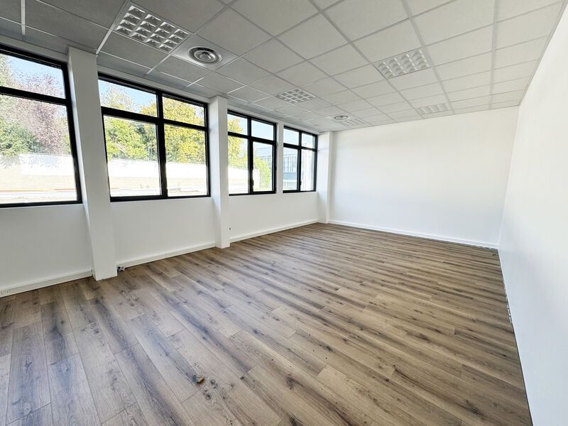 Arthur Loyd Amiens vous propose à la location, au