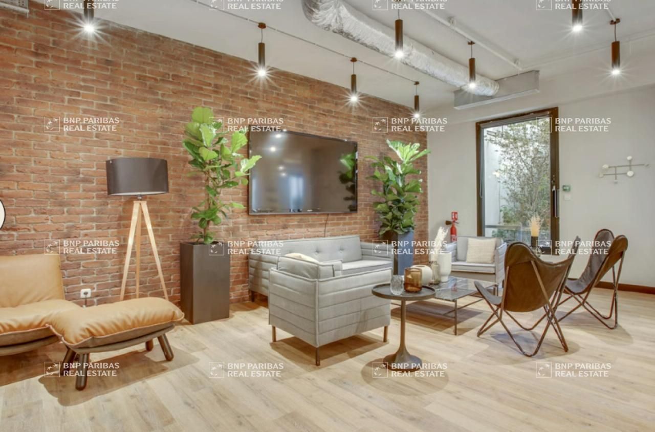 1050 m² pour ce bureaux en location à Boulogne billancourt