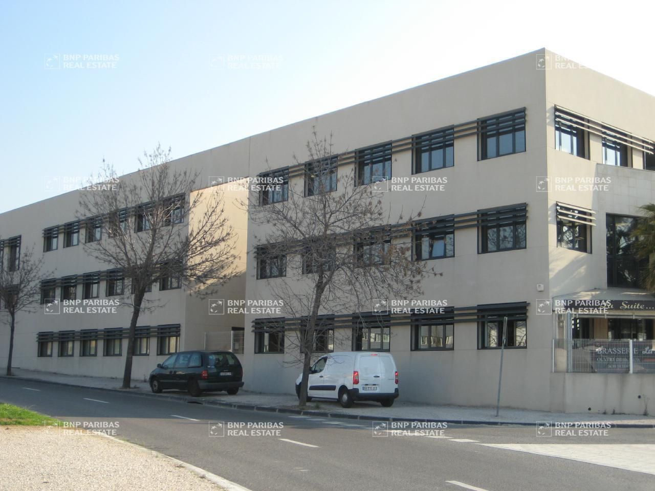 Location Bureaux 390 m² divisibles 13016 Marseille