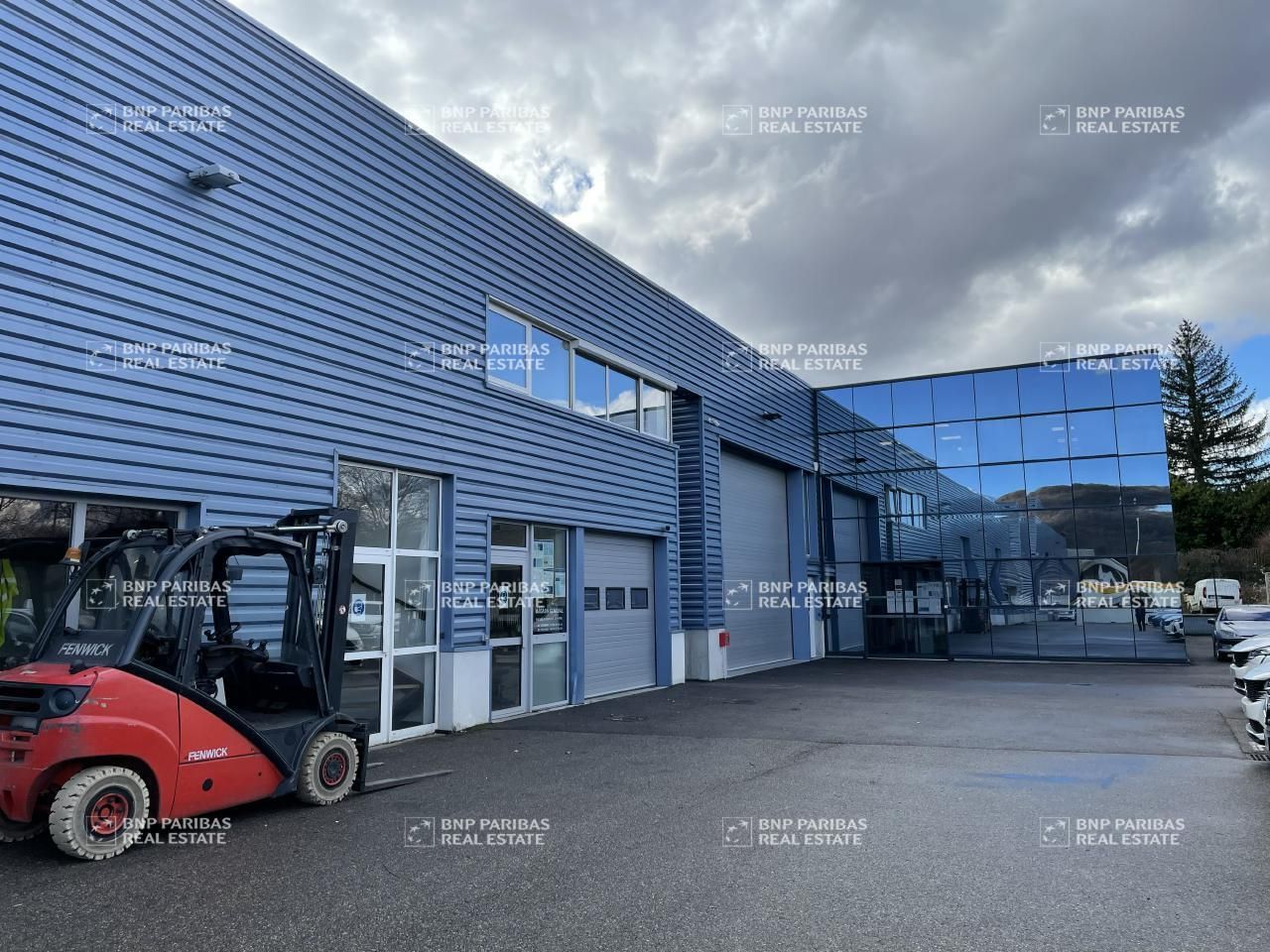 Location Activité 4008 m² divisibles 38560 Champ-sur-drac