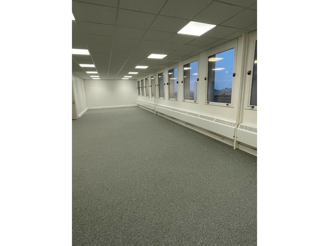 2721.31 m² pour ce bureaux en location à Paris