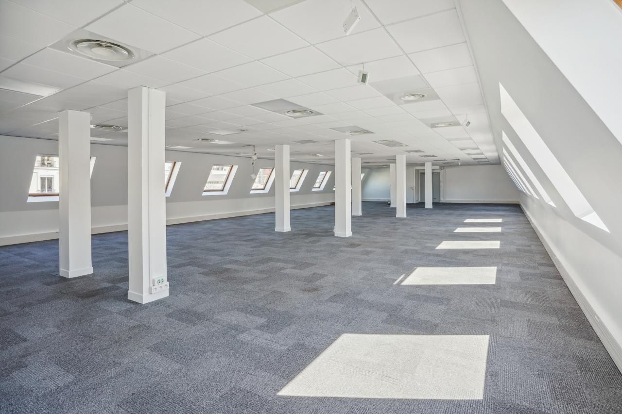 1046 m² pour ce bureaux en location à Boulogne-billancourt