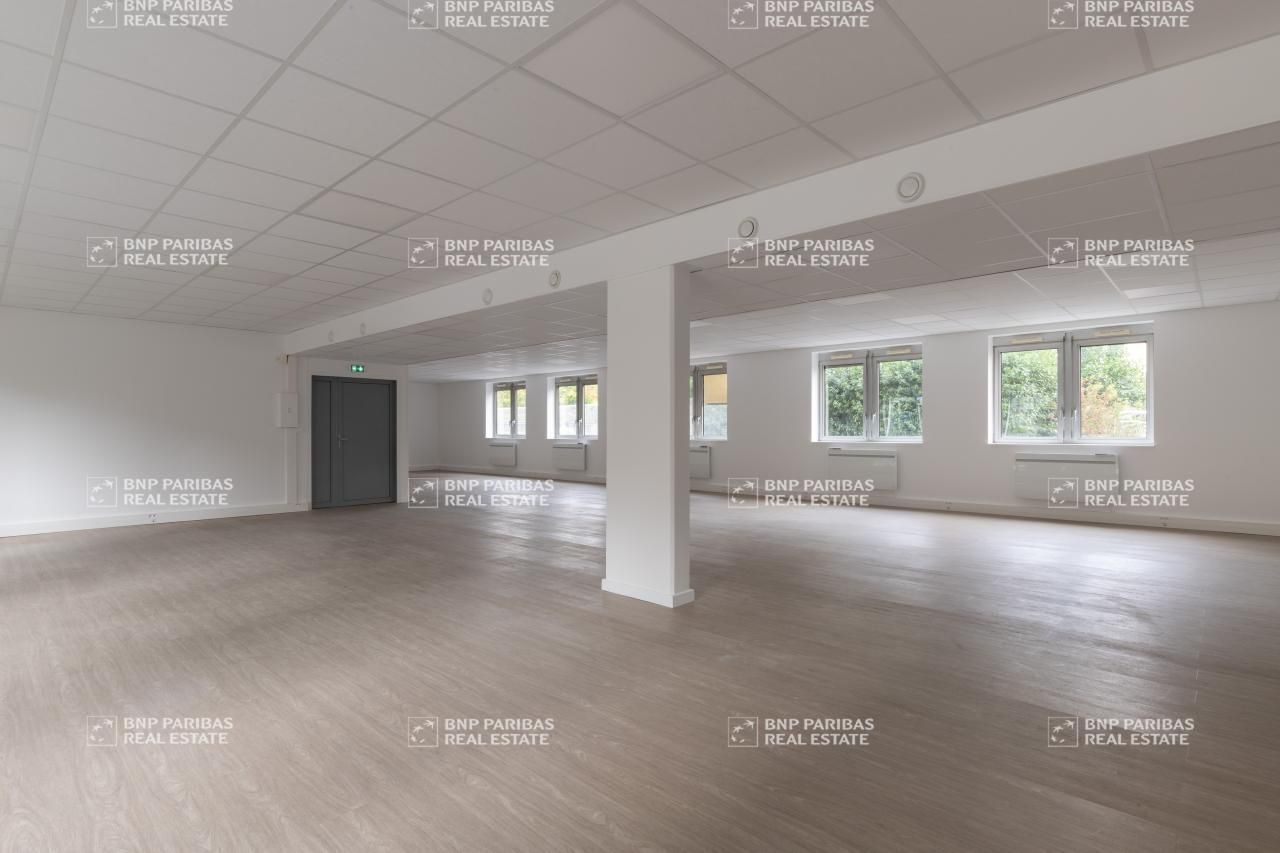 361 m² pour ce bureaux en location à Versailles