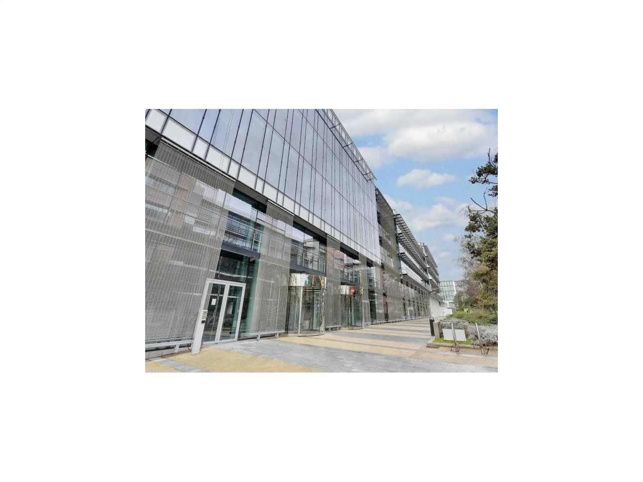 Location Bureaux 4650.49 m² divisibles 92150 Suresnes