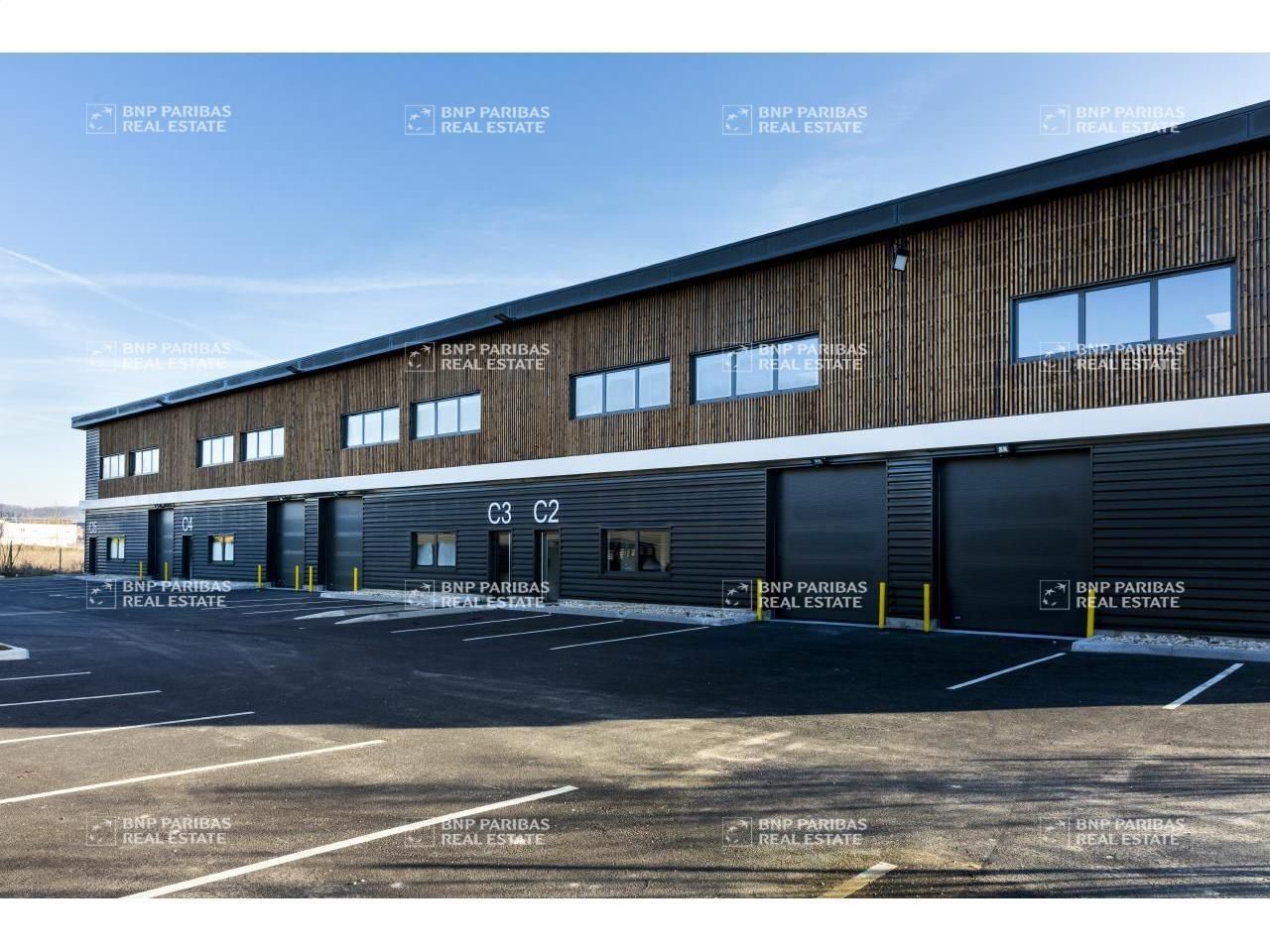 Vente PME-PMI 2878 m² divisibles 28230 Droue-sur-drouette