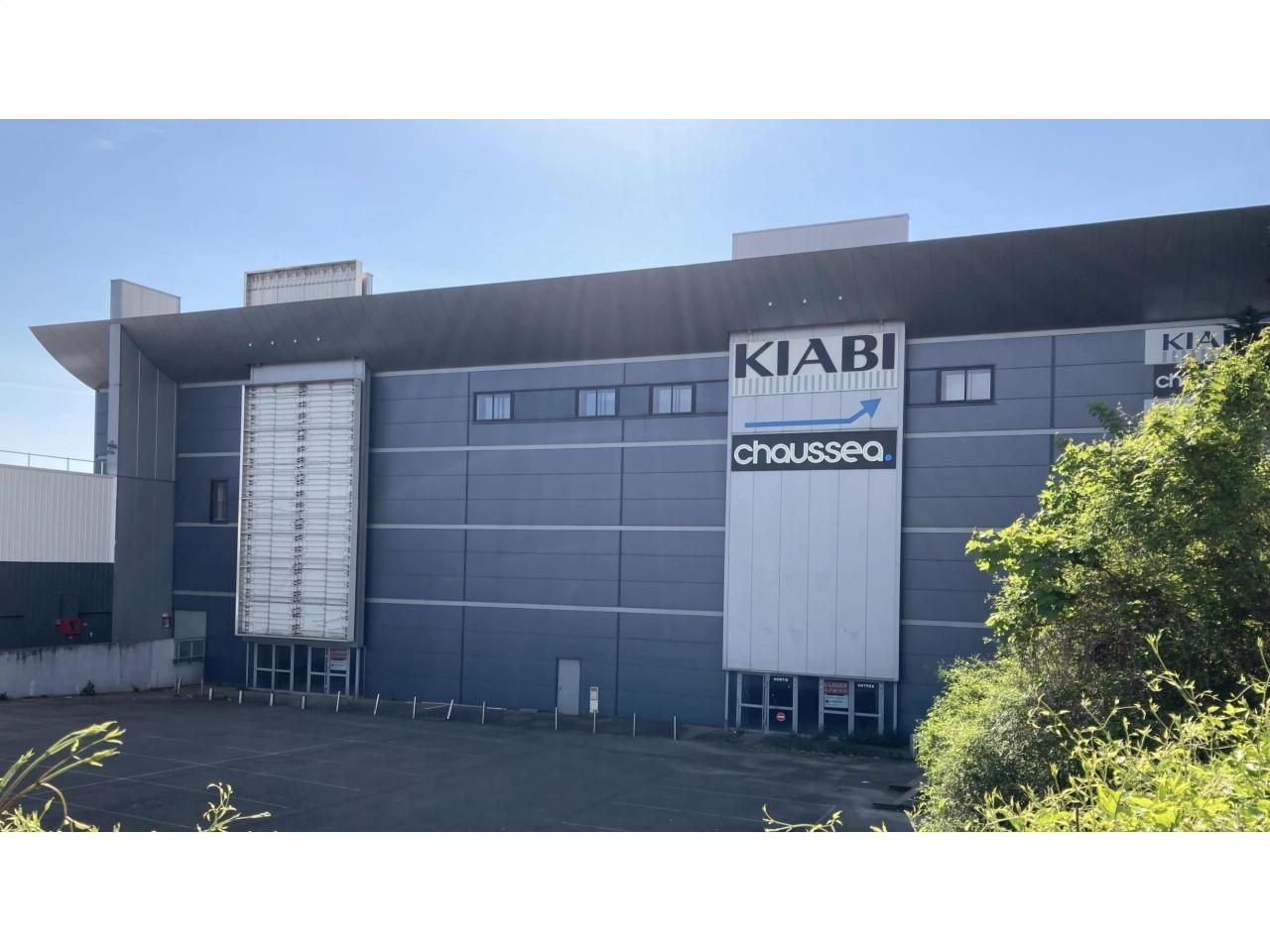 Location Local commercial 1612.74 m² non divisibles 91480 Quincy-sous-sénart