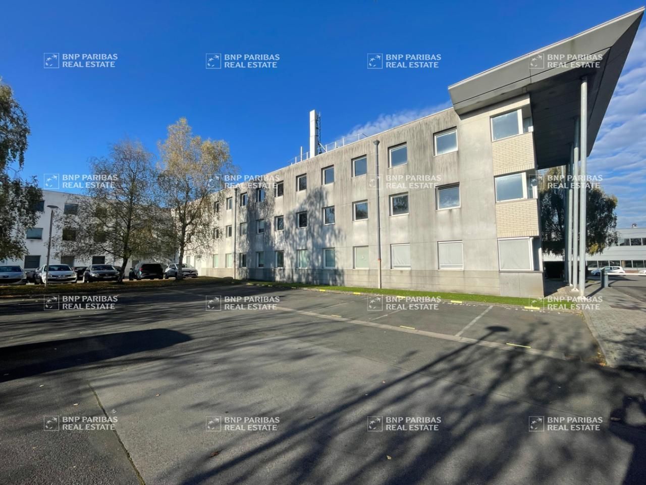 Location Bureaux 333.55 m² divisibles 59120 Loos