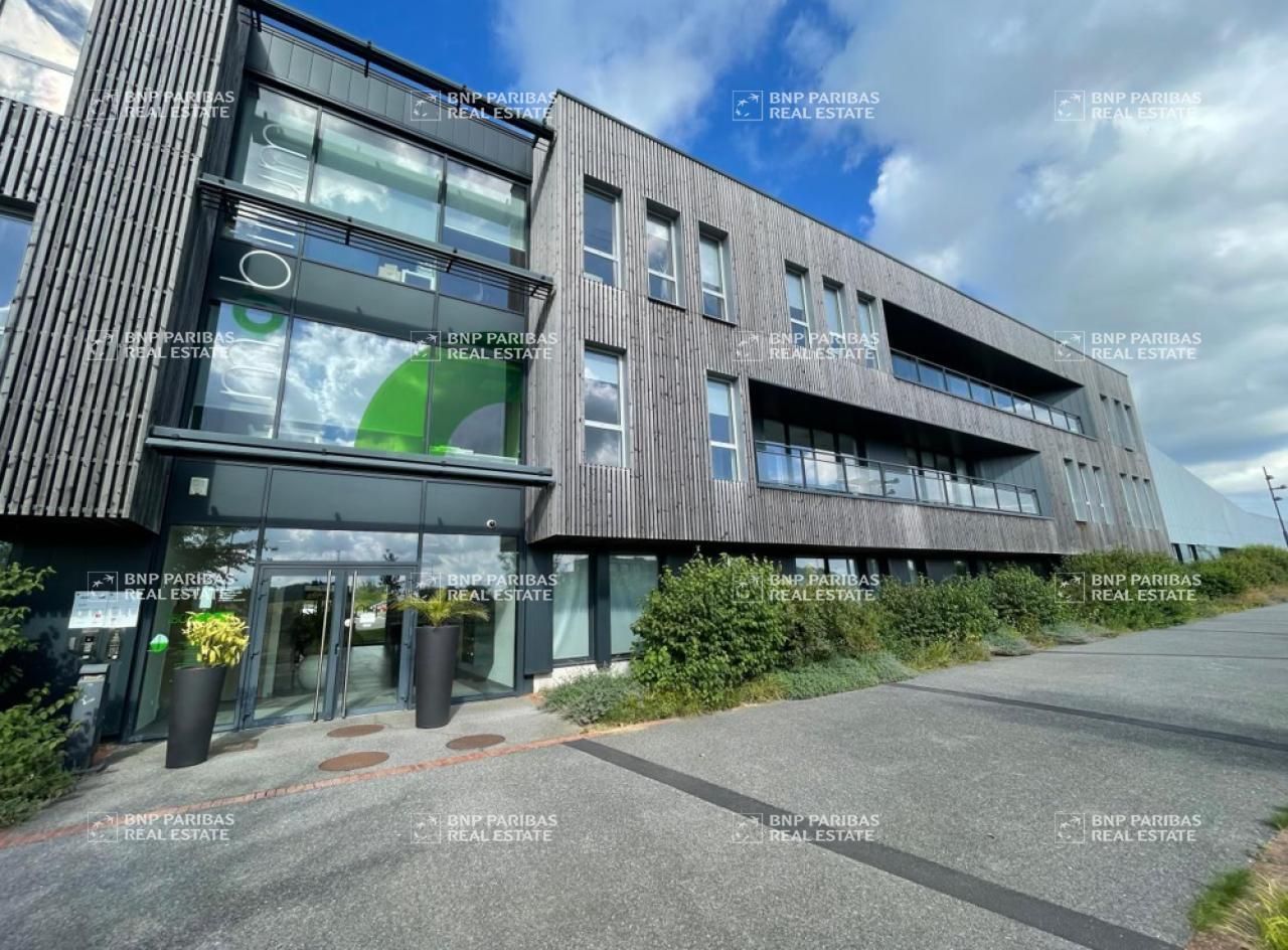 Location Bureaux 557 m² divisibles 59300 Famars