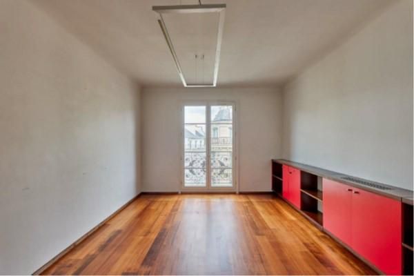 192 m² pour ce bureaux en location à Paris