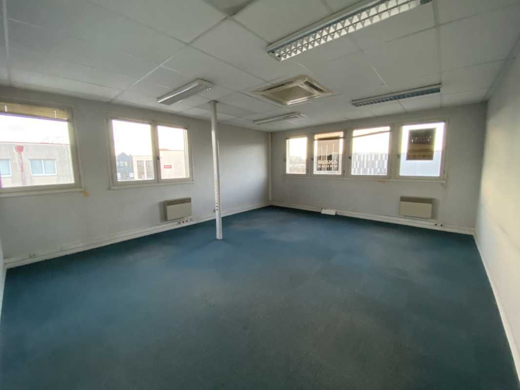 Arthur Loyd vous propose à la location, des plate