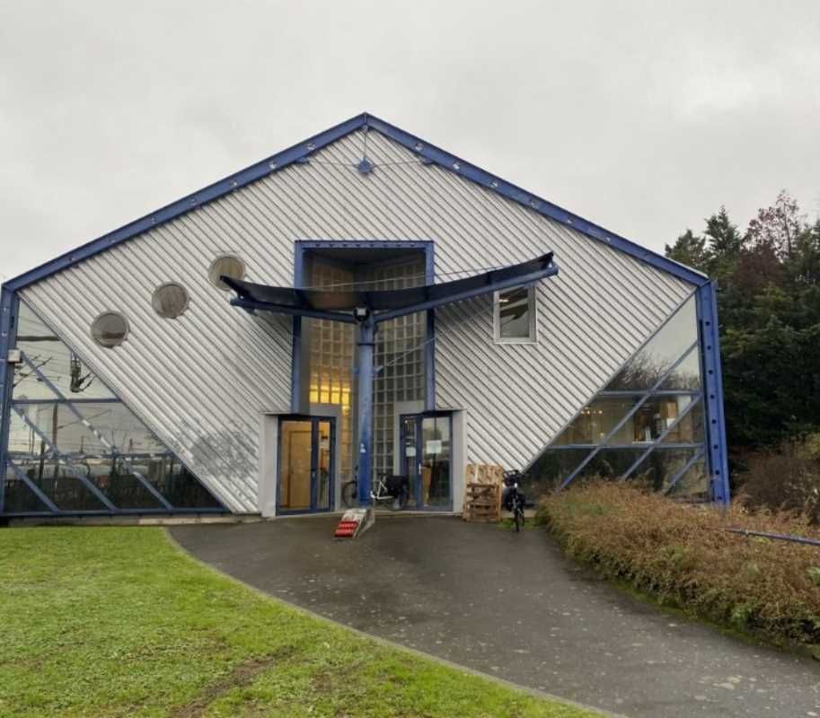 Arthur Loyd vous propose à l'acquisition d'une su