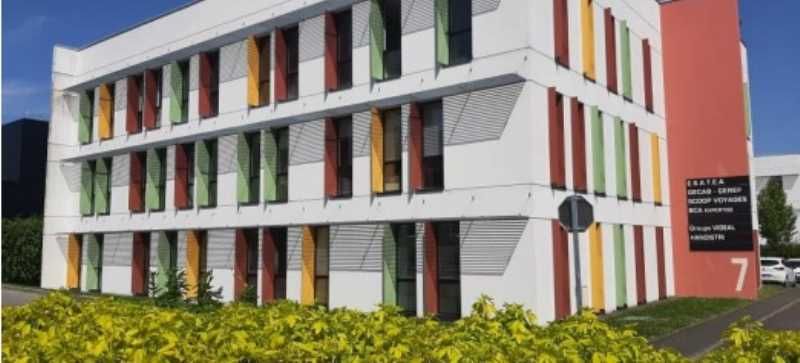 Arthur Loyd vous propose à la location une surfac