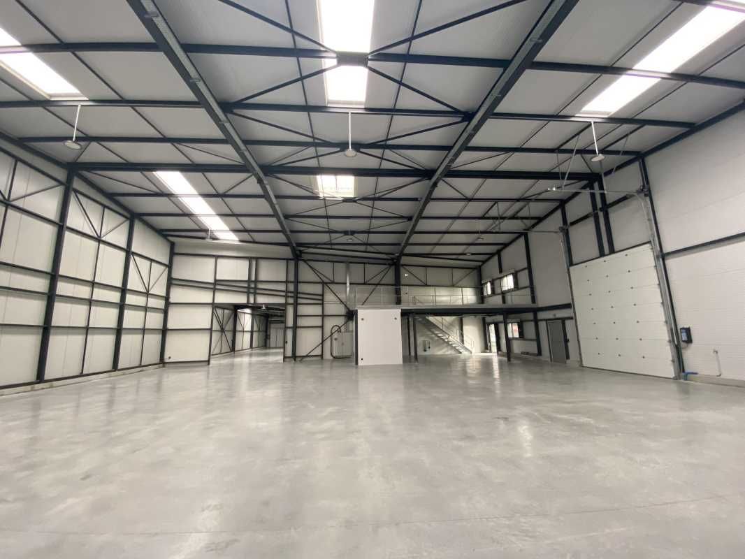 Arthur Loyd vous propose à la location un local n