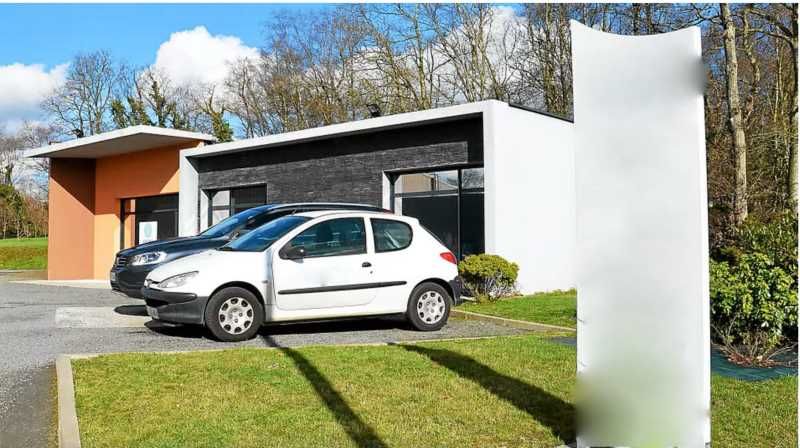 Arthur Loyd vous propose à la vente, un bâtiment 