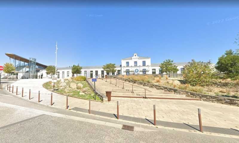 Arthur Loyd vous propose à la location ou à la ve