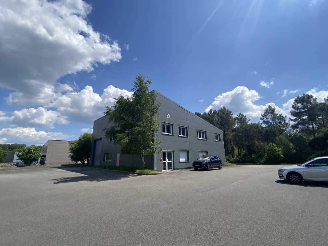 L'agence Arthur Loyd vous propose à la vente ou à