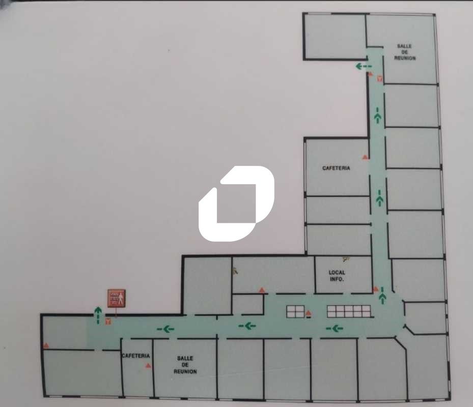 Location bureaux 961 m² divisibles à partir de 326 m²