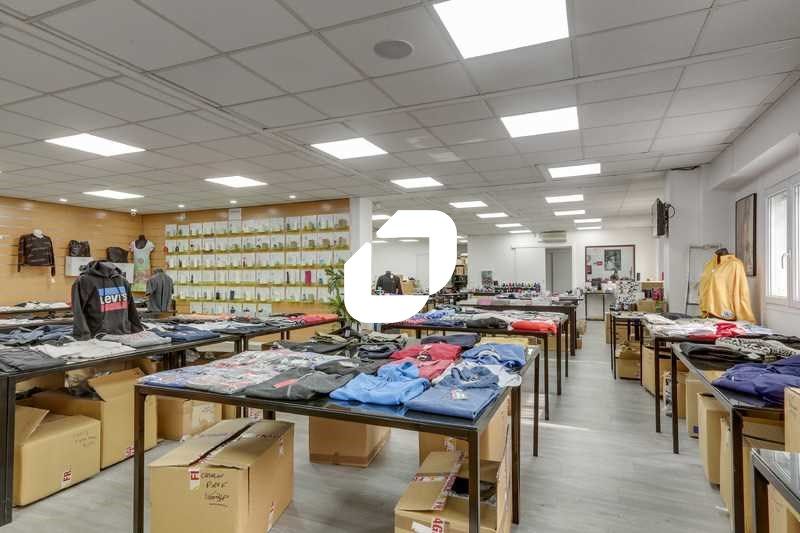 A mi-chemin entre l'A86 et la N6, IMMPROVE vous p