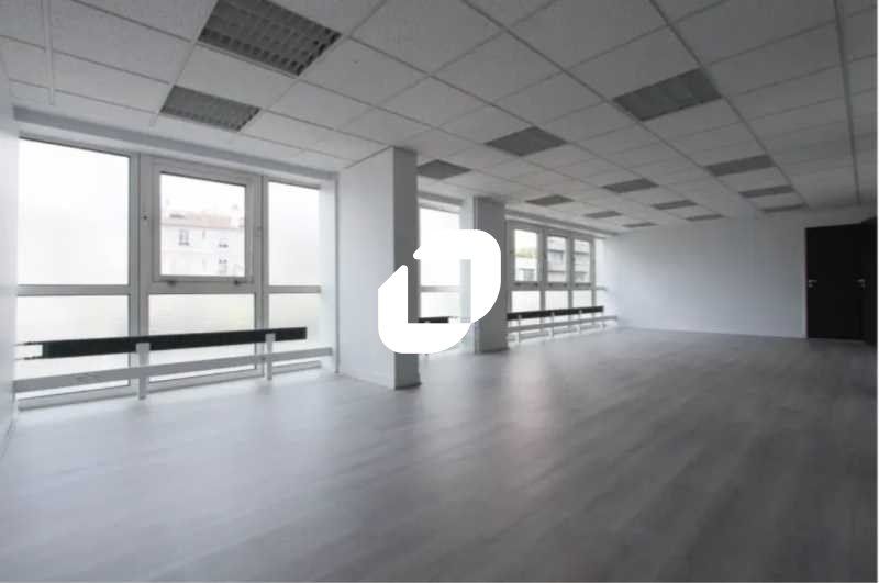 Dans un immeuble de bureaux, Immprove vous propos