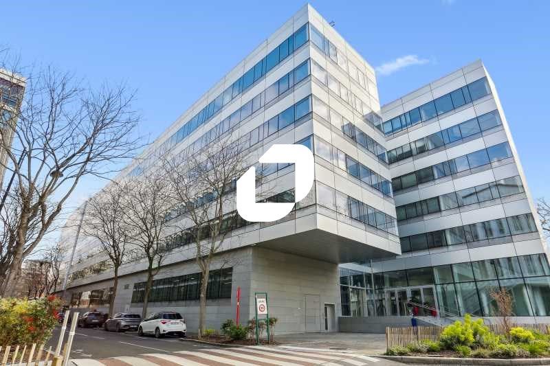 Au coeur du pôle tertiaire de Rueil Malmaison, à 