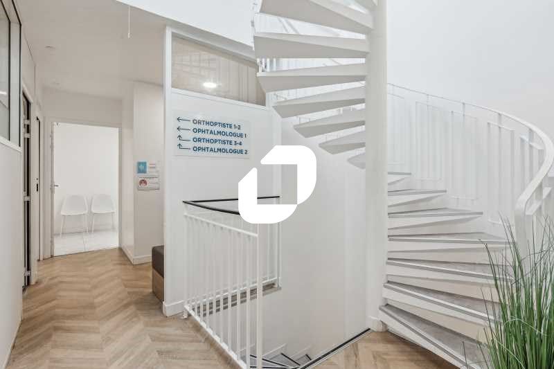 Immprove vous propose un bâtiment indépendant au 