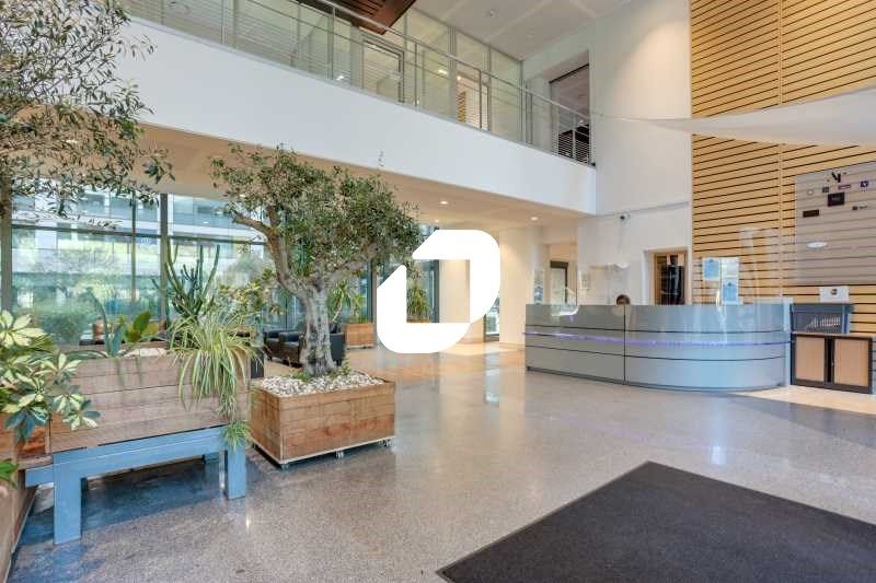 Immprove vous propose, au sein d'un immeuble de g