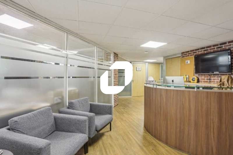 Immprove vous propose des bureaux rénovés de 593m