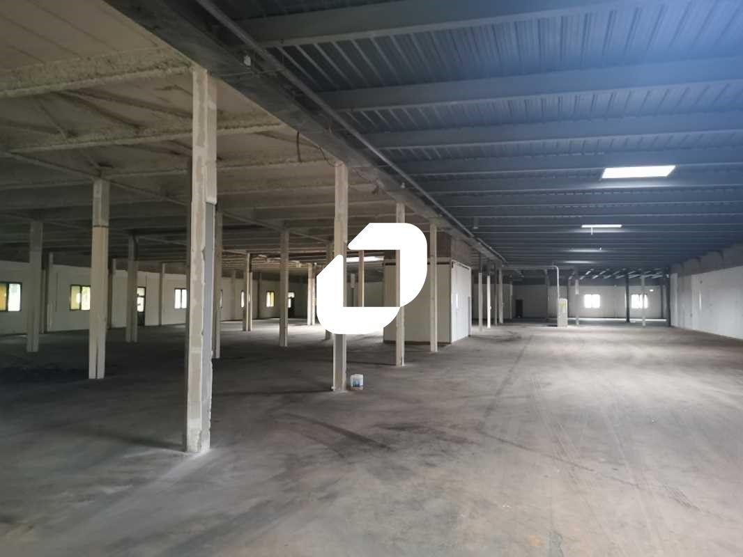 ESPACES D'ACTIVITÉ et BUREAUX DISPONIBLES À LA LO