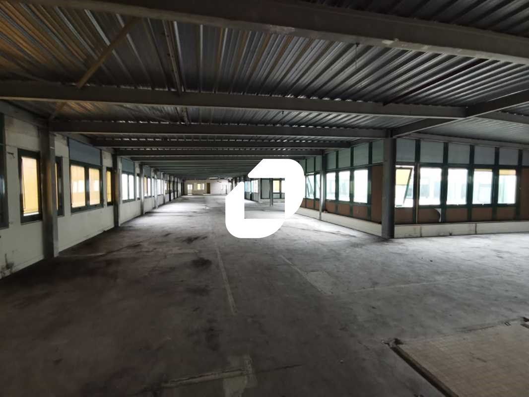 ESPACES D'ACTIVITÉ et BUREAUX DISPONIBLES À LA LO