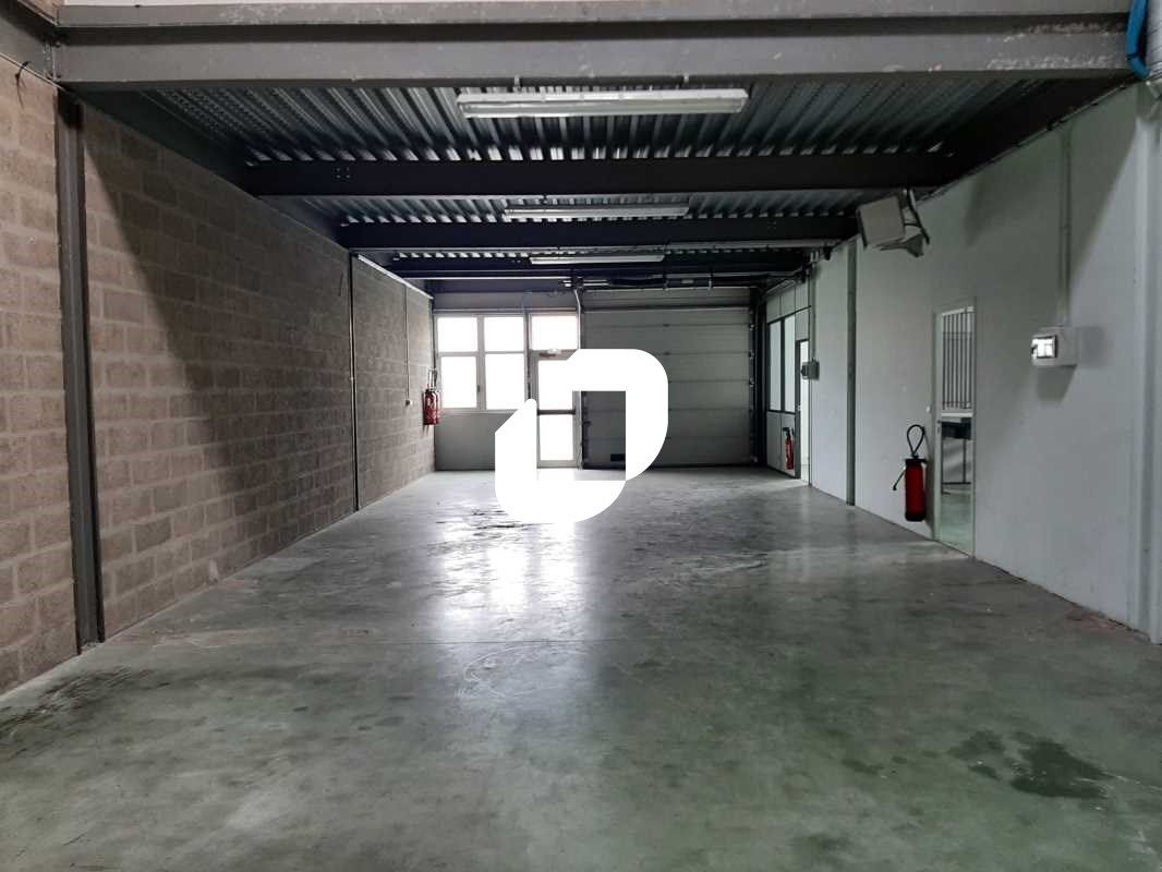 Située aux Essarts-le-Roi à proximité immédiate d