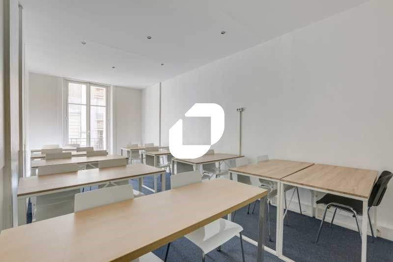 Idéalement située à  proximité de l'esplanade du 