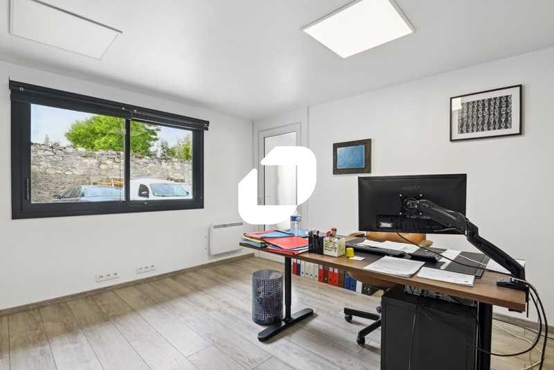 Immprove vous propose à la vente, un local d'acti