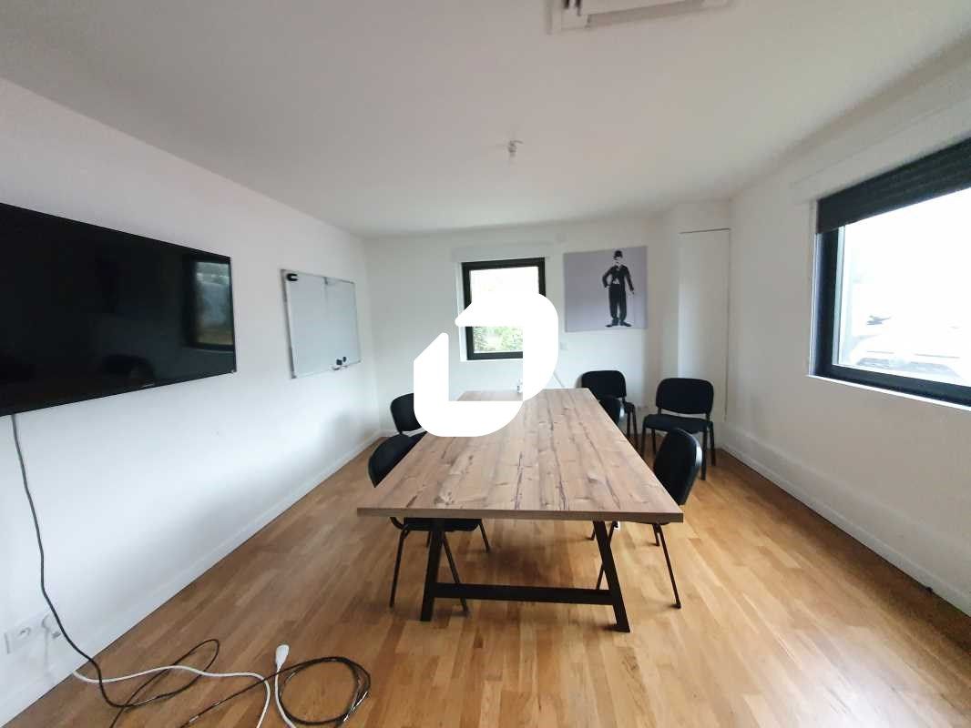 Au sein de la zone d'activité à Chessy, Immprove 