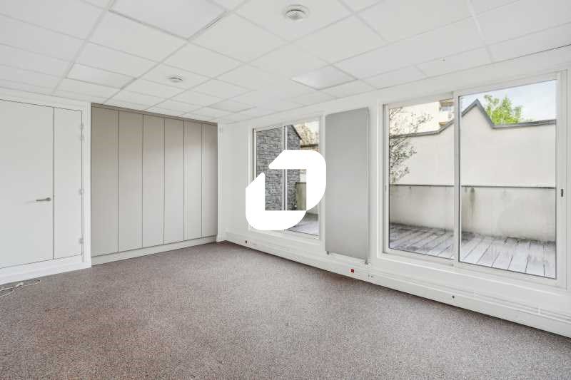 IMMPROVE vous propose à la location, en plein coe