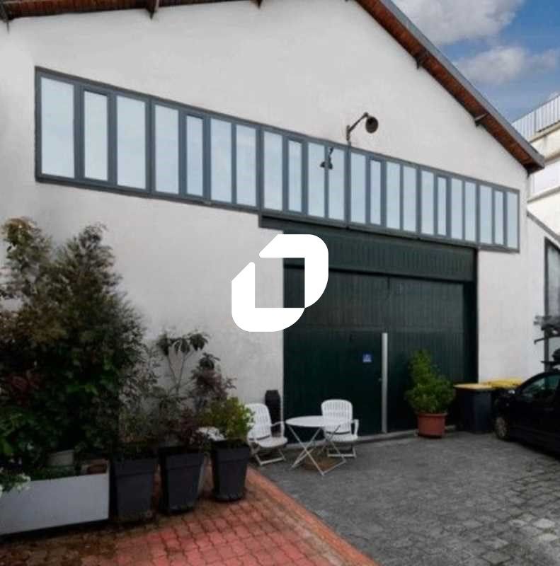 À deux pas de Vincennes et à seulement 400 mètres