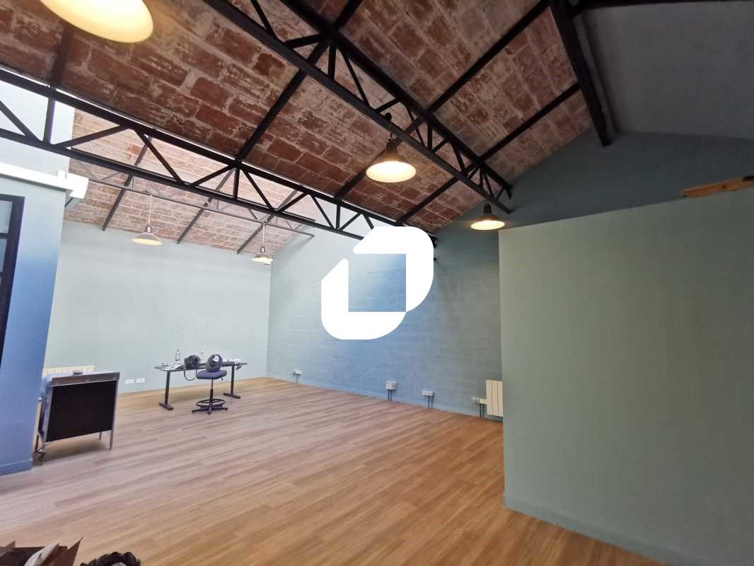 IMMPROVE vous propose au centre de Cachan, 4 km d