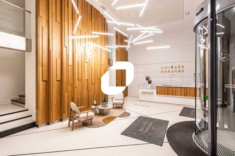 Bureaux Plug and Play au sein d'un immeuble de bo