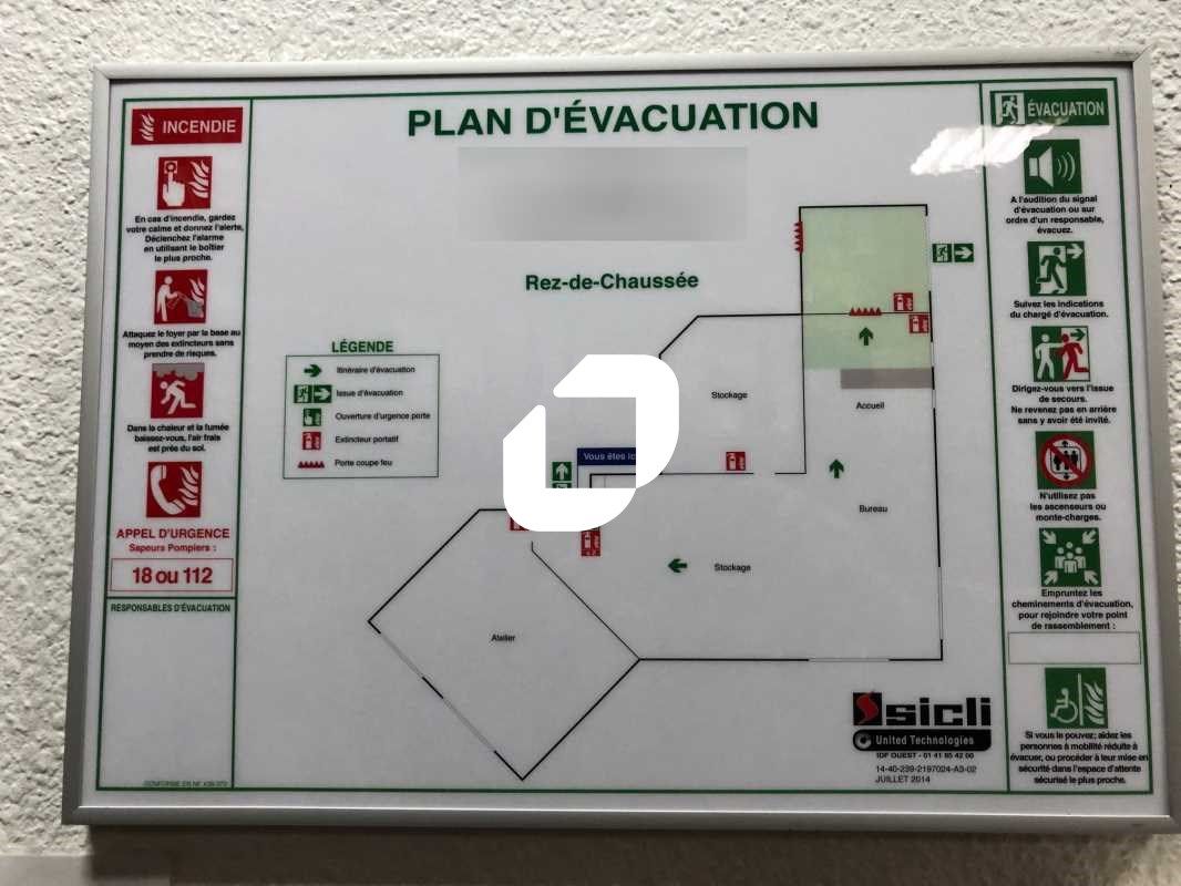 Location entrepots 191 m² non divisibles