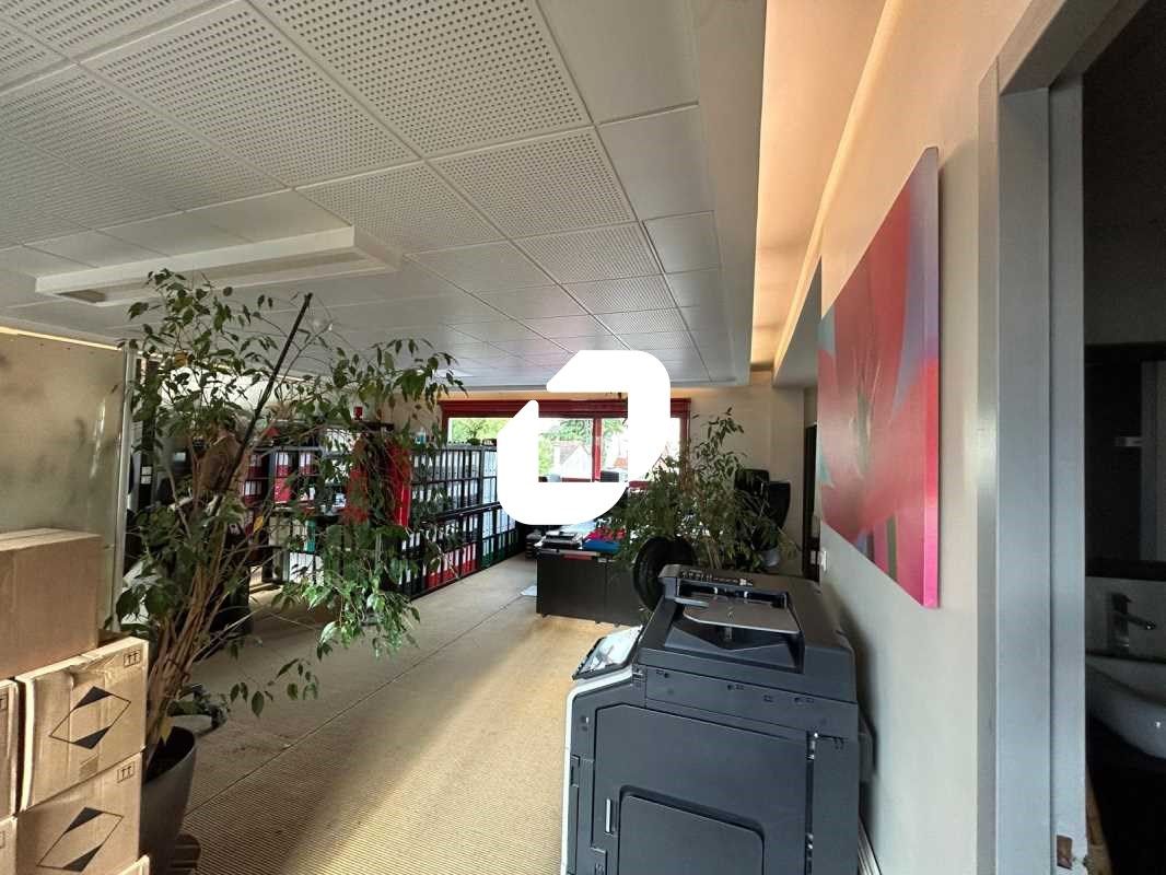 IMMPROVE vous propose un bâtiment indépendant de 