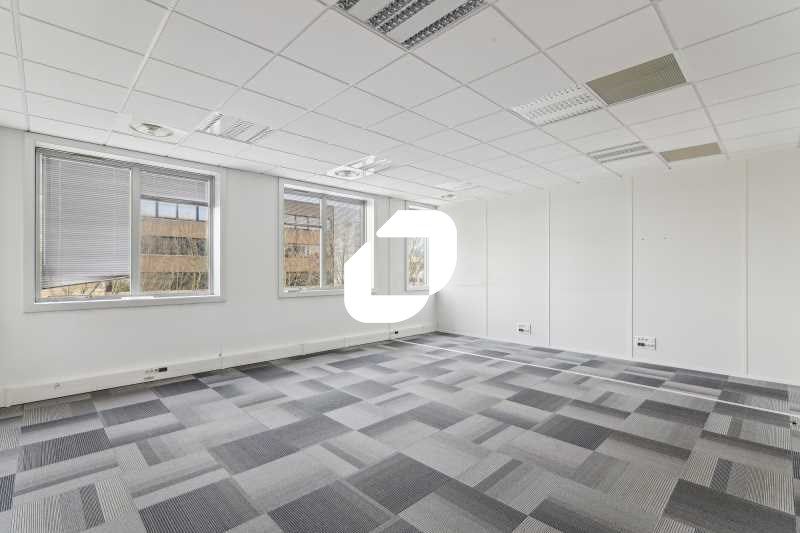 Idéalement positionné au coeur de la Zone Tertiai