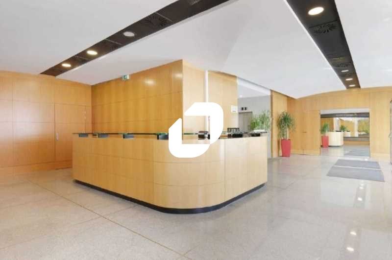 Au coeur de l'épicentre des affaires de Courbevoi