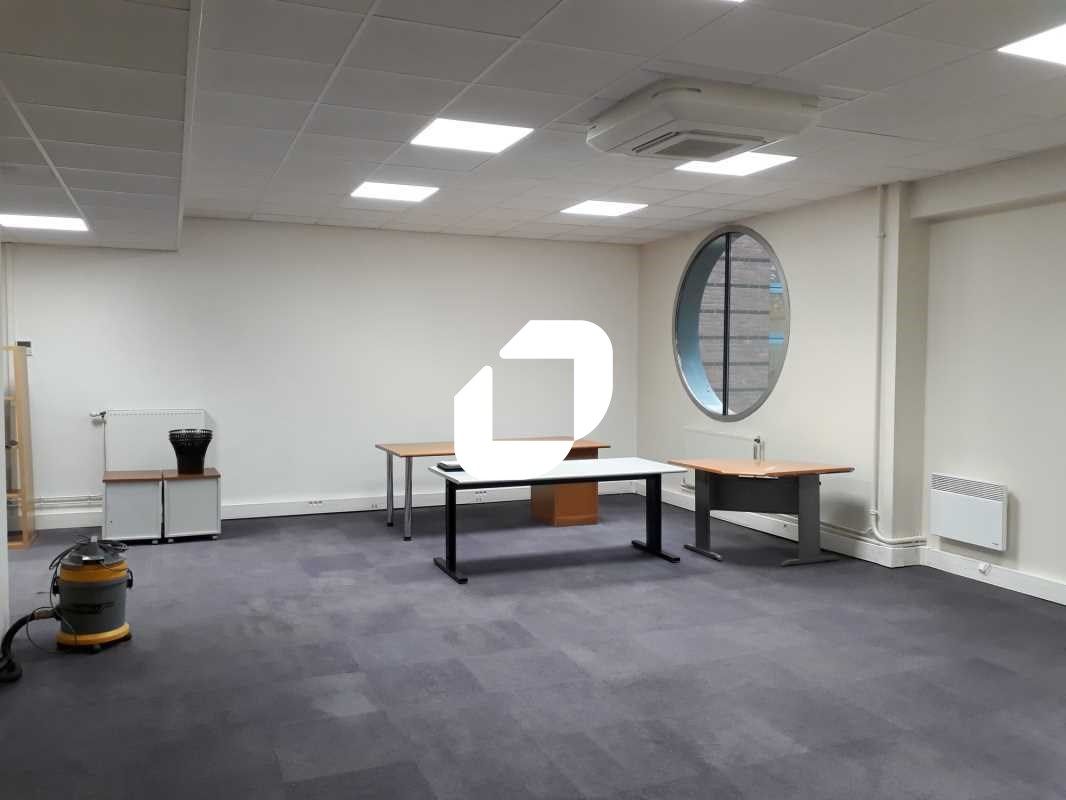 Situé à Villiers sur Marne, à proximité immédiate